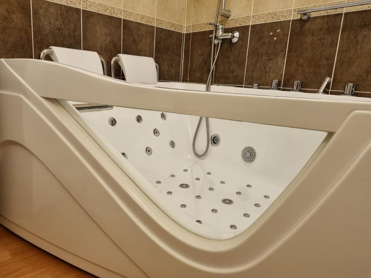Les Orres 1800 Appartement 4 P Jacuzzi Balneo Prive Vue Piste Piscine Residence Bagian luar foto